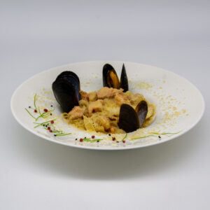 фетучини с лососем и креветками restofood.od.ua